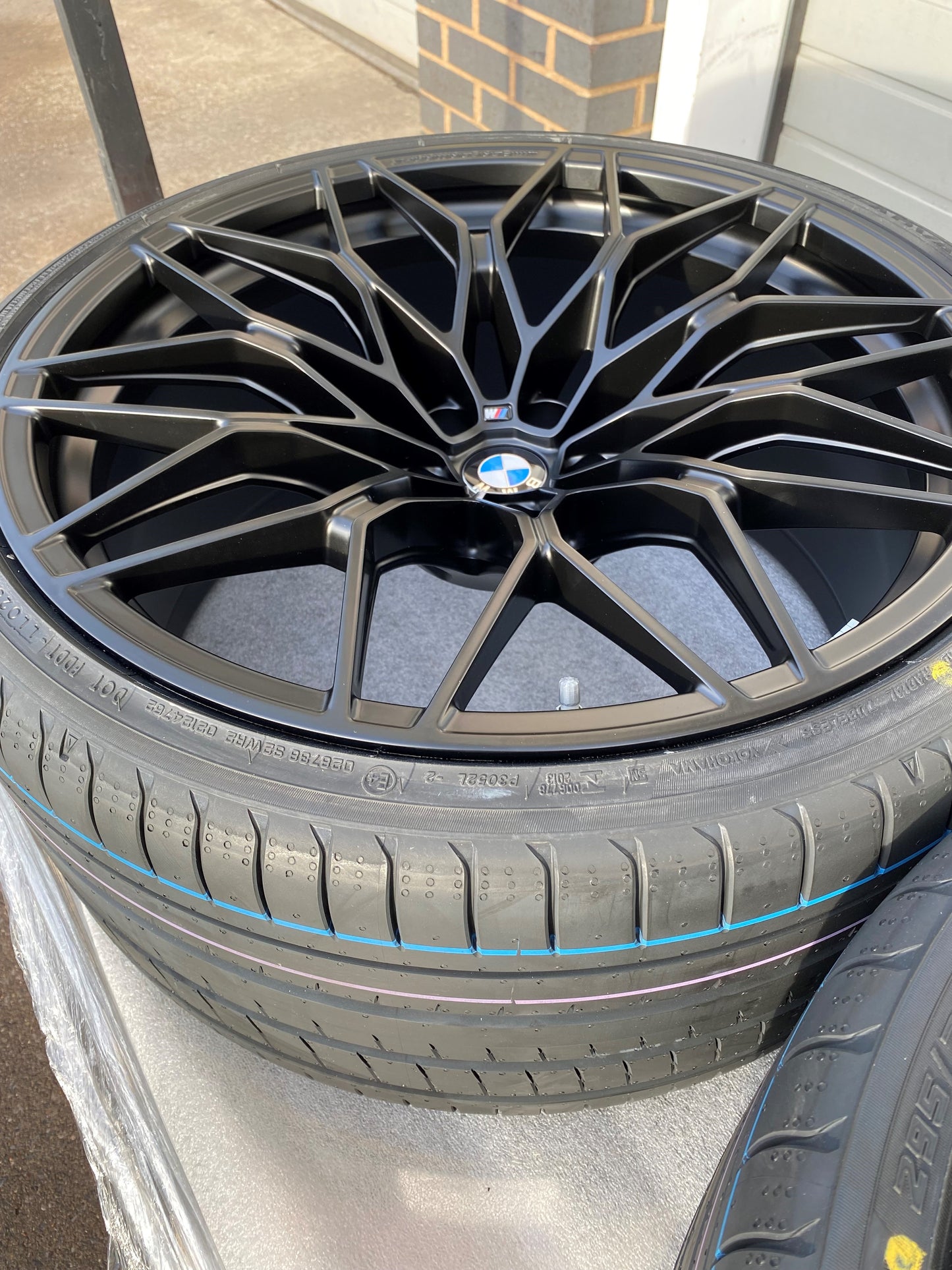 BMW Genuine G80 G82 M3 M4 Wheel & Tyre Set 1000M Black M Performance 36115A075C2