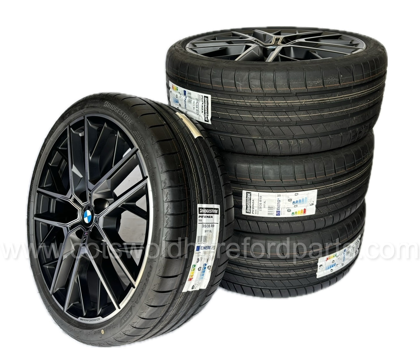 Genuine BMW F40 1 Series Wheel Set 555M Double Spoke 36115A143D2